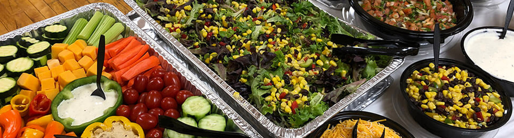 food in trays - catering healthy food